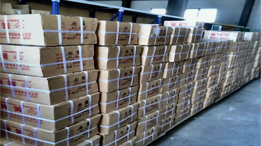 Finished spring packaging and warehousing for shipment